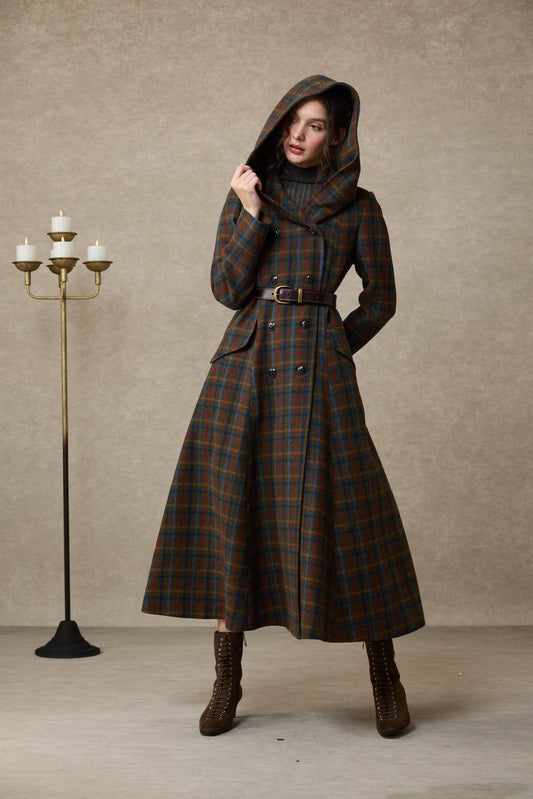 Trista 24 | 100% twill wool hooded coat