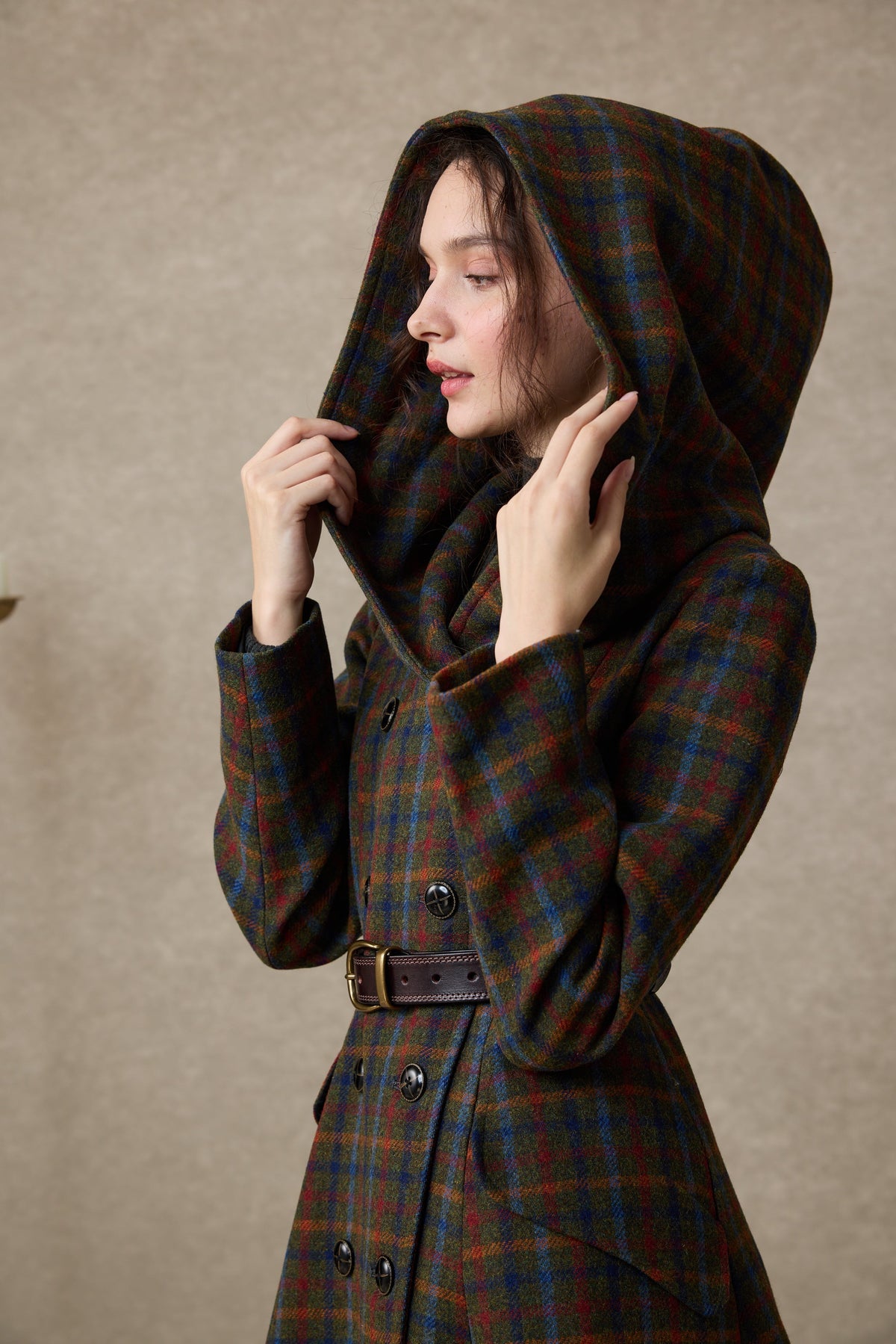 Trista 24 | 100% twill wool hooded coat
