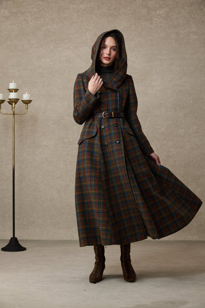 Trista 24 | 100% twill wool hooded coat